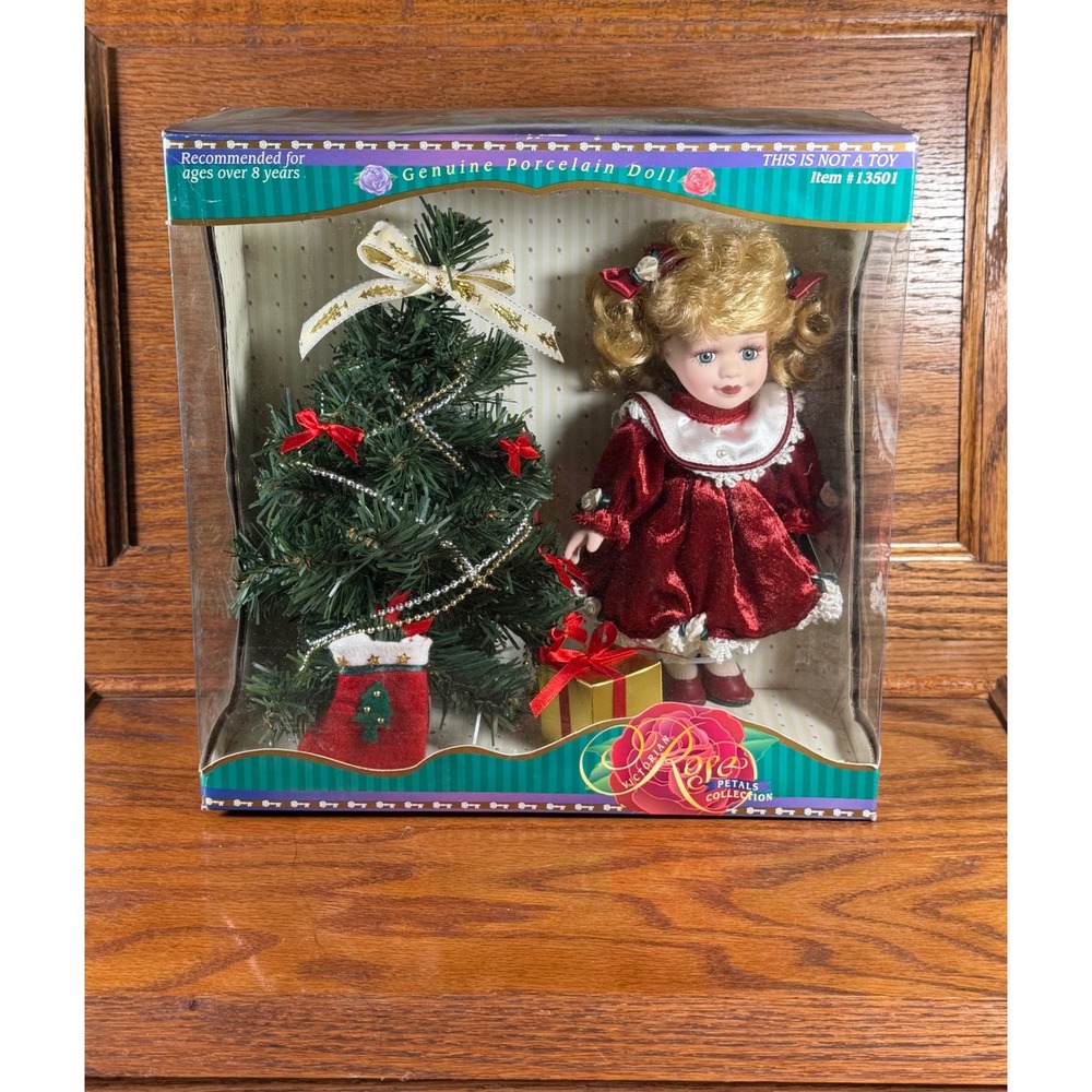 Victorian Rose Petals Porcelain Doll Melissa Jane Christmas Tree Set 13501 NIB